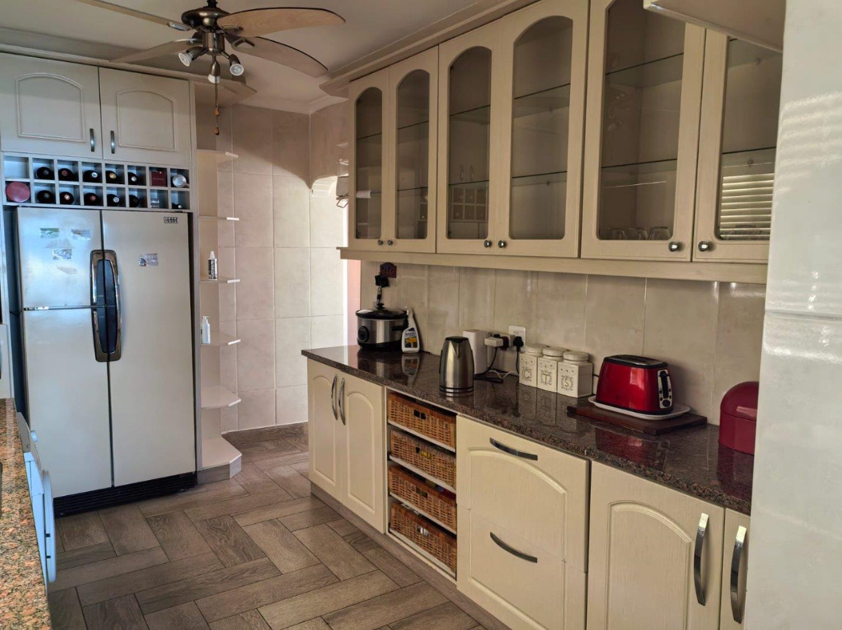 Immaculate Family Home in Mabile Park — photo 12 of 46
